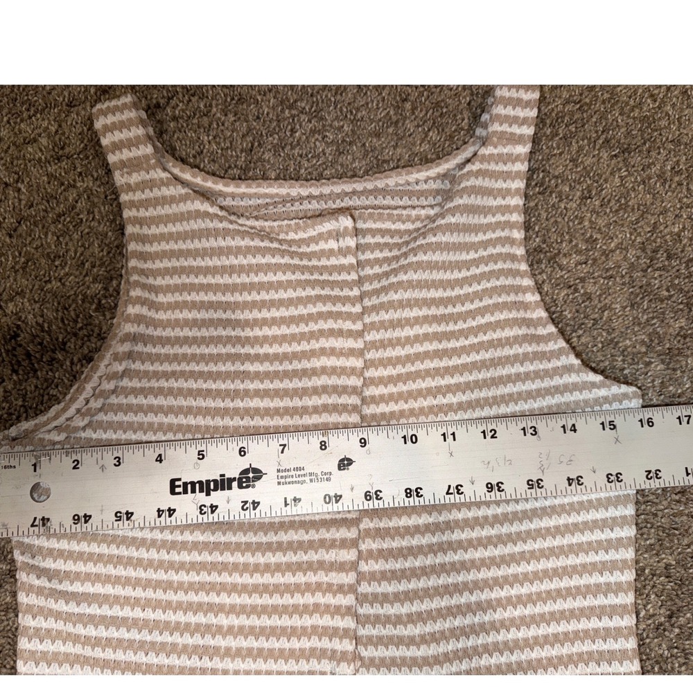 Tan and White Striped Sleeveless Button Front Knit Tank Top Medium (596) - Picture 4 of 6